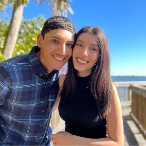 Meet your Poshers, Grace and Roman